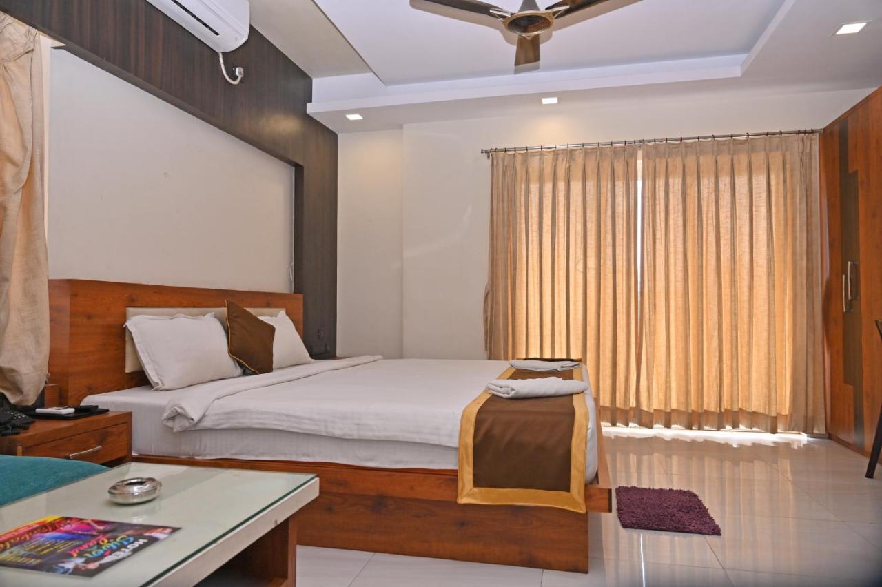 Hotel Silver Land New Digha With Rooftop Pool Eksteriør billede