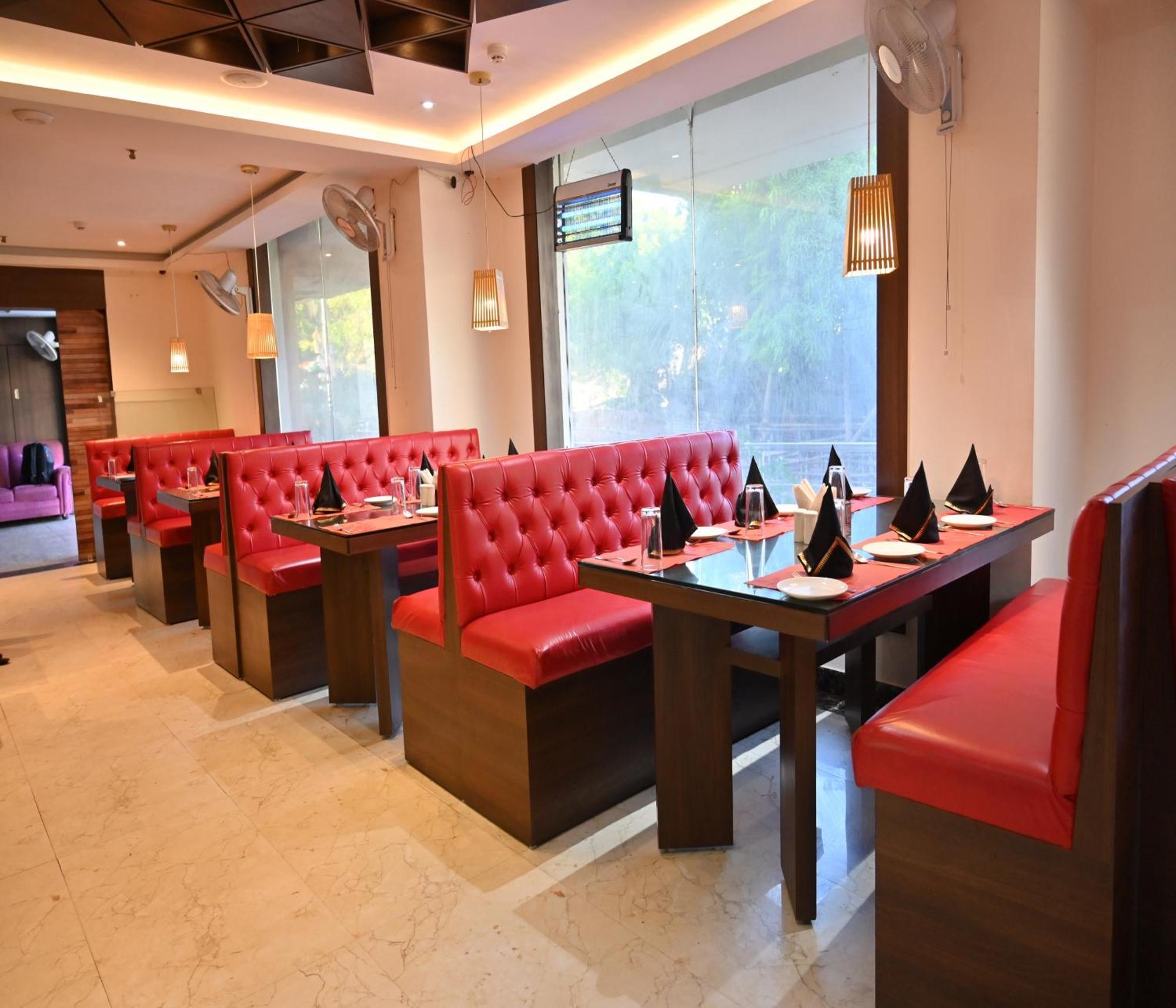 Hotel Silver Land New Digha With Rooftop Pool Eksteriør billede