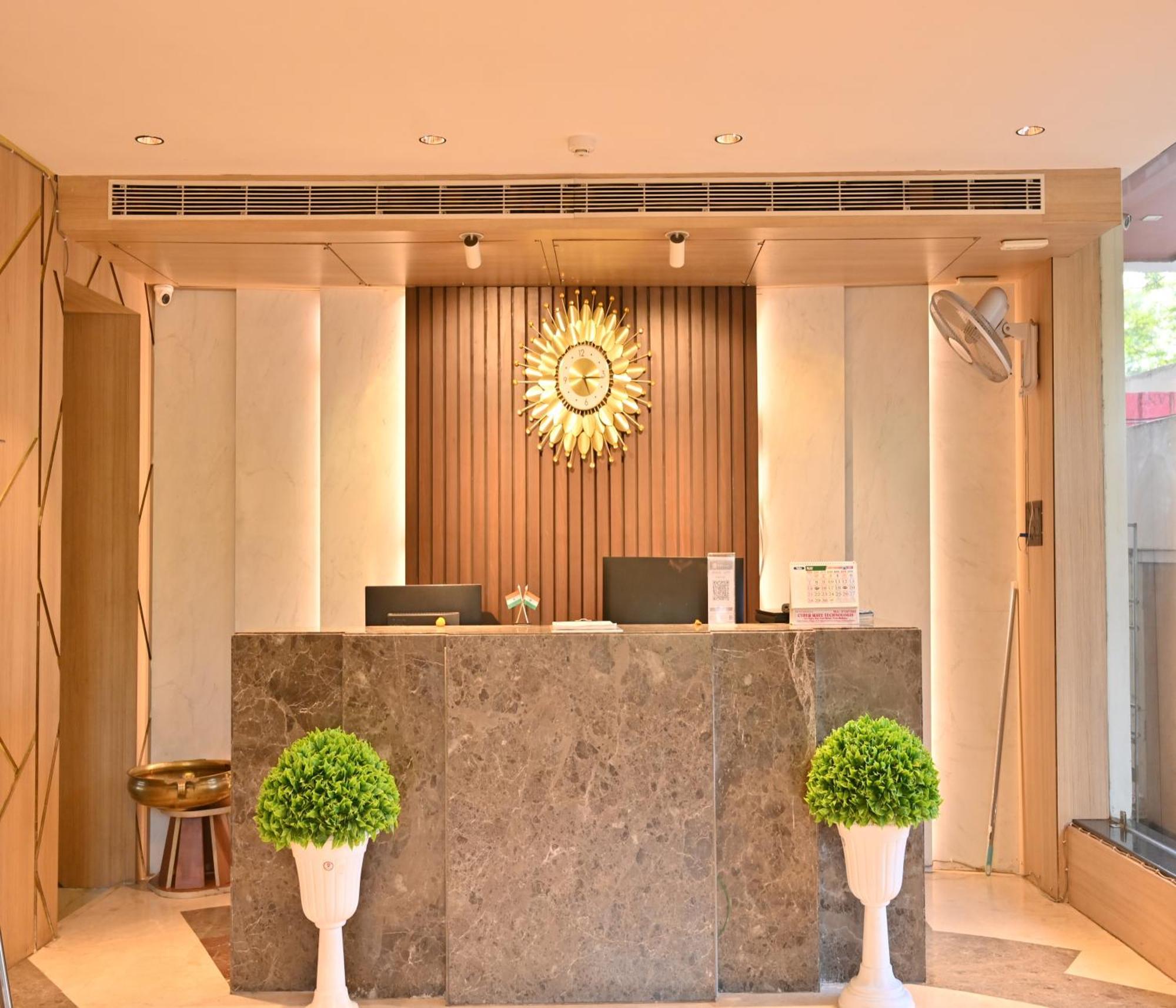 Hotel Silver Land New Digha With Rooftop Pool Eksteriør billede