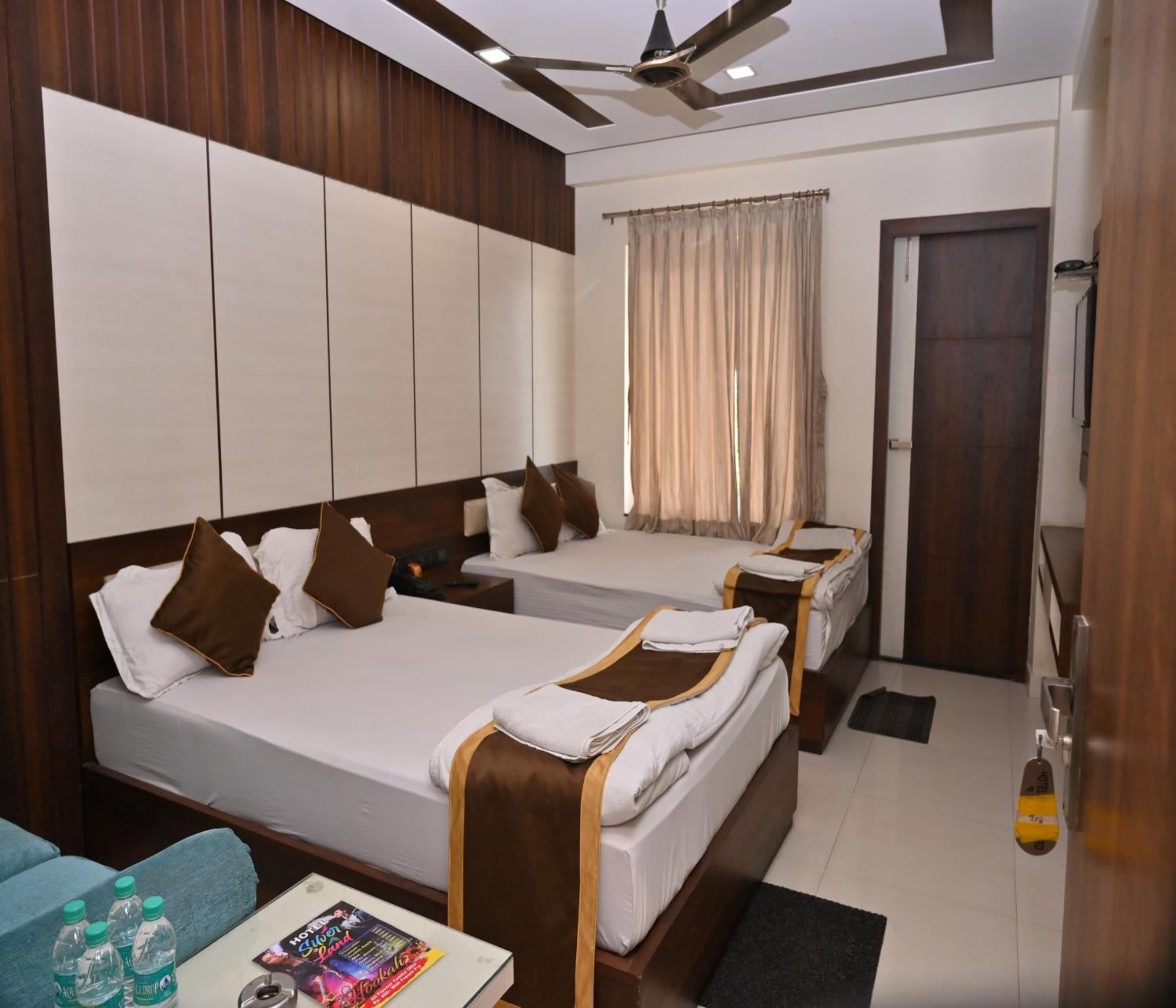 Hotel Silver Land New Digha With Rooftop Pool Eksteriør billede
