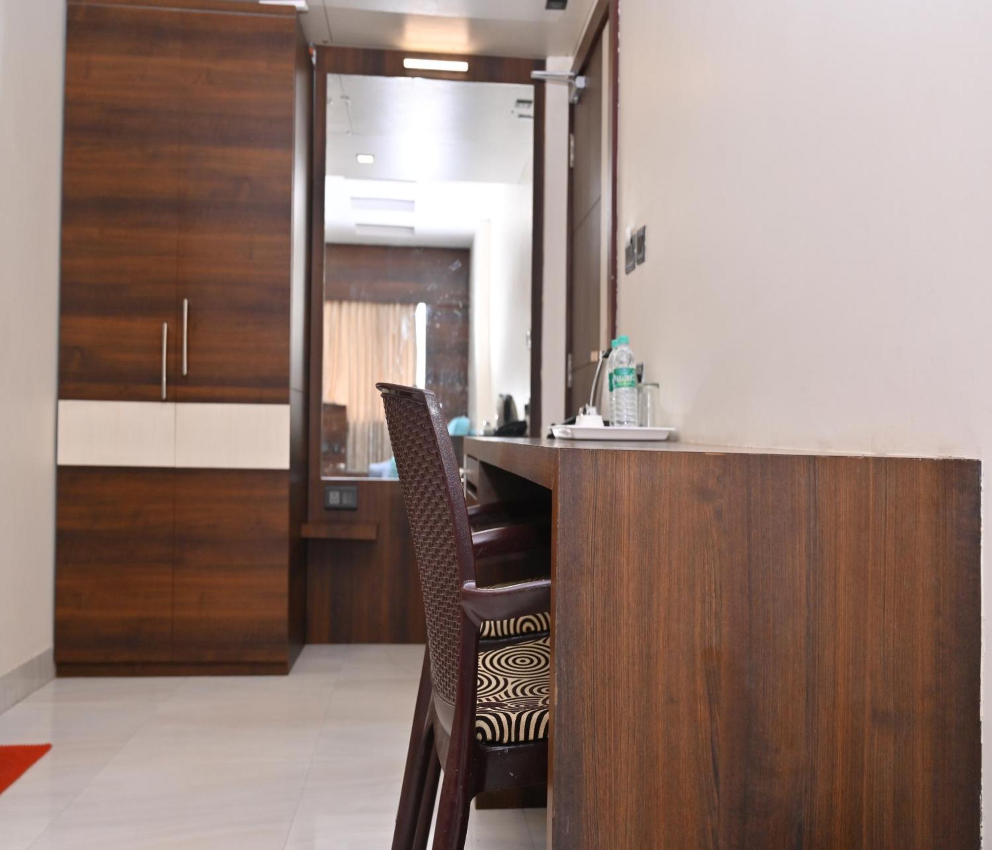 Hotel Silver Land New Digha With Rooftop Pool Eksteriør billede