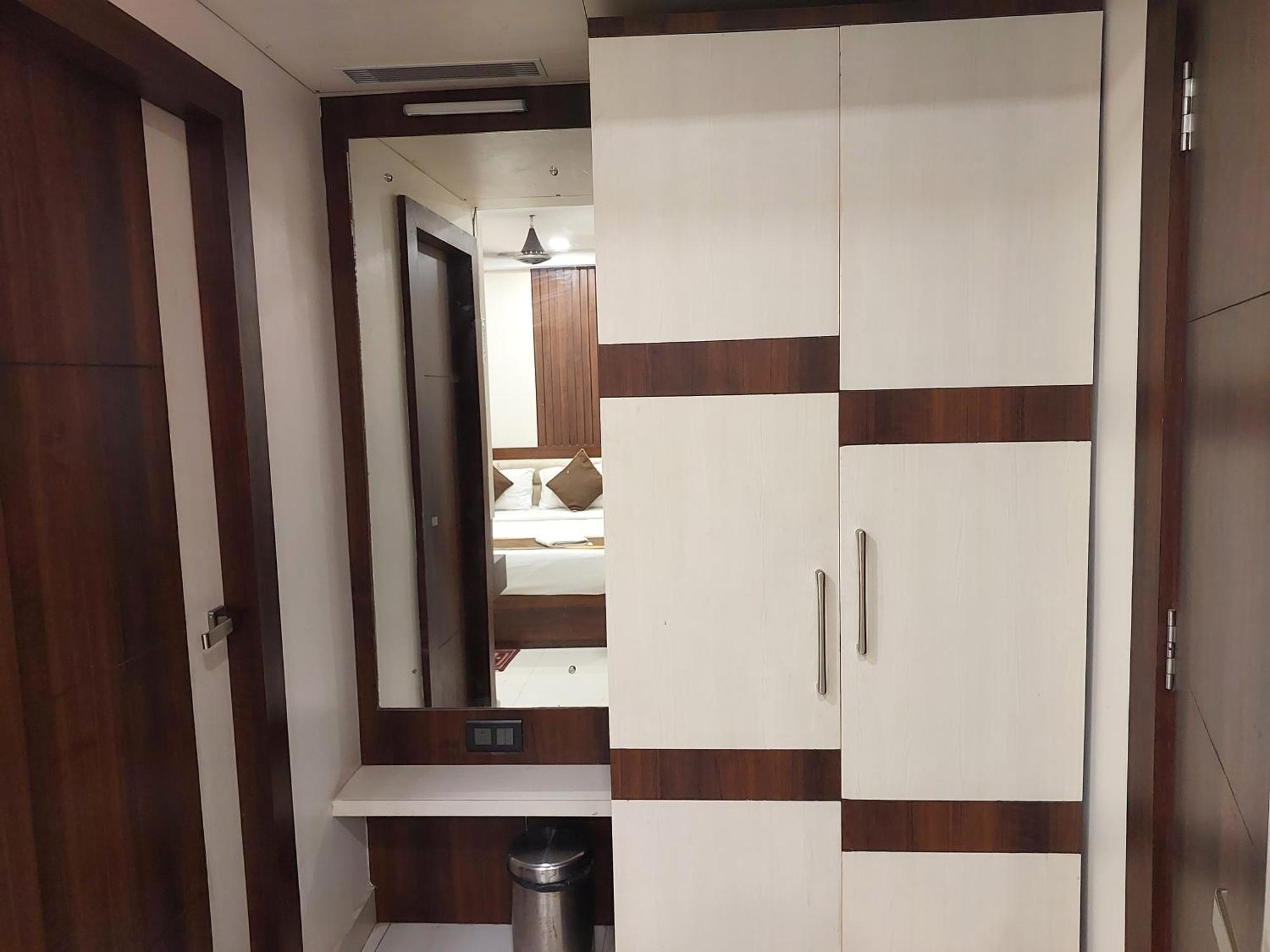 Hotel Silver Land New Digha With Rooftop Pool Eksteriør billede