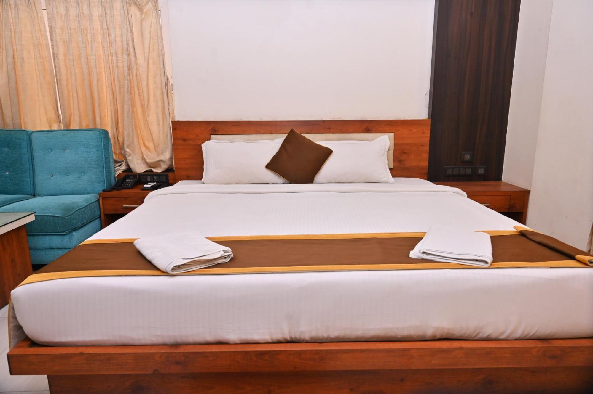 Hotel Silver Land New Digha With Rooftop Pool Eksteriør billede